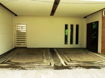 2-Storey House for SALE with 3 Bedroom and Pool in Angeles City Near CLark
