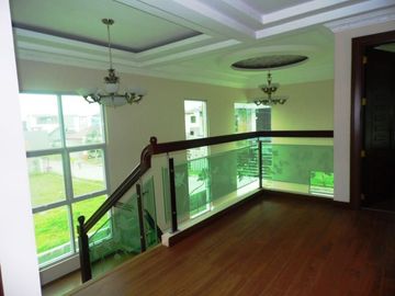 2-Storey House for SALE with 3 Bedroom and Pool in Angeles City Near CLark