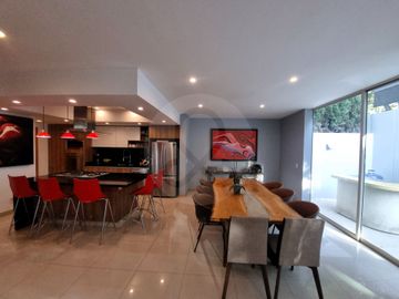 SOLARES  Casa en venta en Fraccionamiento Solares