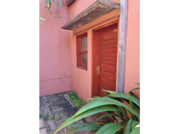 Duplex en Venta con cochera