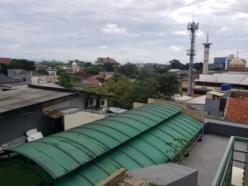 Ruko 4 Lantai Posisi Sudut Baru Renovasi Total Di Arteri Pondok Indah
