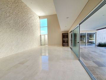 Casa en venta Con ACABADOS DE LUJO  Fracc las palmas