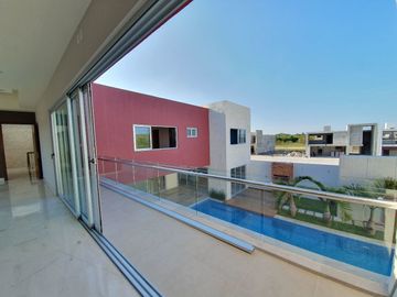 Casa en venta Con ACABADOS DE LUJO  Fracc las palmas