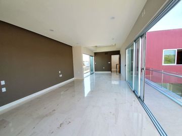 Casa en venta Con ACABADOS DE LUJO  Fracc las palmas