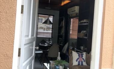 Townhouse for Sale with Amenities near SM North &;Trinoma