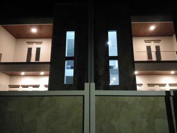Dijual Rumah baru (ada 2 unit ) Di daerah Cikutra Baru