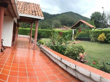 CASA CAMPESTRE en VENTA en Chinácota