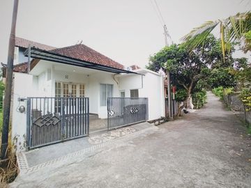 DIJUAL CEPAT! VILLA CANTIK 2 LANTAI DI UNGASAN VIEW GARUDA WISNU KENCANA