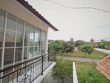 DIJUAL CEPAT! VILLA CANTIK 2 LANTAI DI UNGASAN VIEW GARUDA WISNU KENCANA