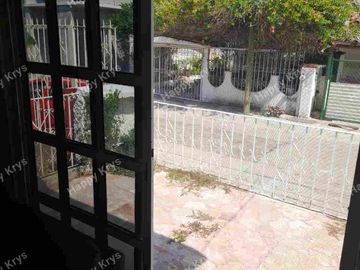 CASA  EN VENTA  EN ACAPULCO  ZONA DIAMANTE  CERCA DE PLAYA
