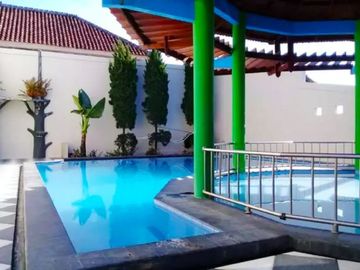Villa Modern Full Furnished di Cipendawa Cipanas lengkap dengan kolam renang, Bogor