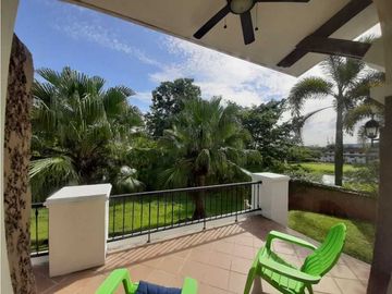 LUJOSA VILLA TUCAN COUNTRY CLUB & GOLF RESORT COCOLI 460 MT2 3REC+CBE