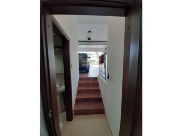 LUJOSA VILLA TUCAN COUNTRY CLUB & GOLF RESORT COCOLI 460 MT2 3REC+CBE