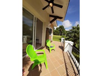 LUJOSA VILLA TUCAN COUNTRY CLUB & GOLF RESORT COCOLI 460 MT2 3REC+CBE