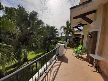 LUJOSA VILLA TUCAN COUNTRY CLUB & GOLF RESORT COCOLI 460 MT2 3REC+CBE