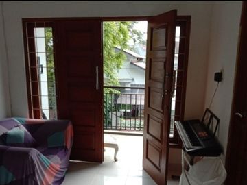 Rumah Cantik 4 Kamar Tidur di Maleo Sektor 9 Bintaro 4389