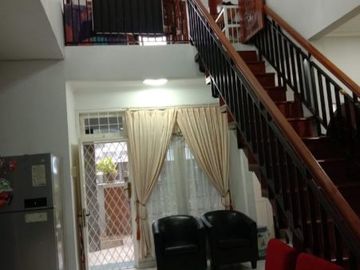 Rumah Cantik 4 Kamar Tidur di Maleo Sektor 9 Bintaro 4389