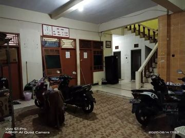 Rumah Kost Putri 2 Lt Kamar Terisi Full di Kota Yogyakarta