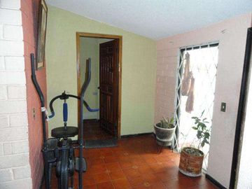 Venta o cambio casa en Otavalo en la ciudadela 31 de Octubre