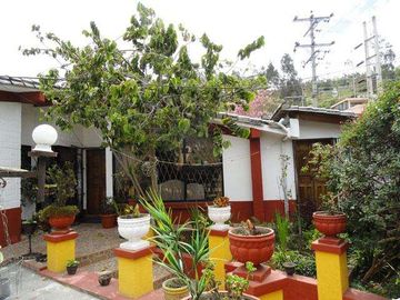 Venta o cambio casa en Otavalo en la ciudadela 31 de Octubre