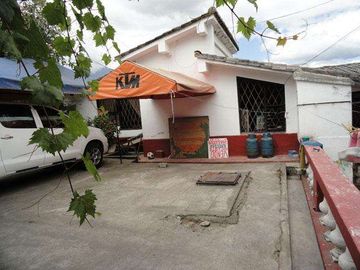 Venta o cambio casa en Otavalo en la ciudadela 31 de Octubre