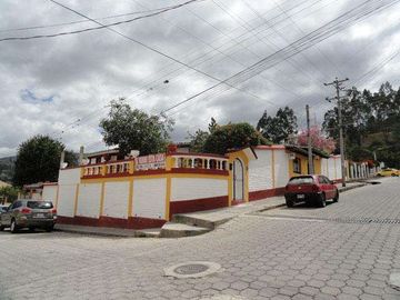 Venta o cambio casa en Otavalo en la ciudadela 31 de Octubre