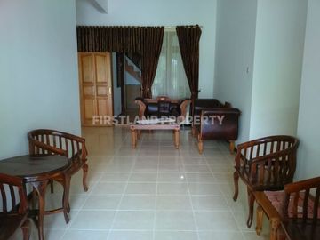 Rumah eksklusif di Graha Estetika Banyumanik