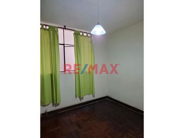🔴 Se Vende Hermoso Mini Departamento en la Mejor Zona de Jesús María🔴
✨ ¡Vive con comodidad y estilo en una ubicación privilegiada! ✨

📍 Ubicación: