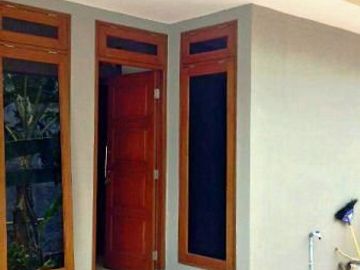 RUMAH DI DAERAH SITU GINTUNG