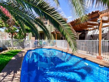 Casa con vista al mar en Jardines del Sur