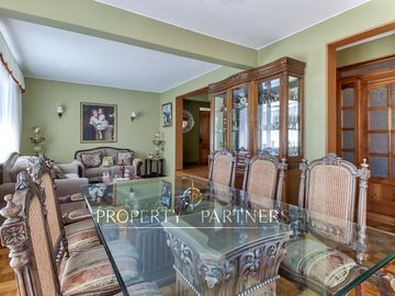 Casa con vista al mar en Jardines del Sur