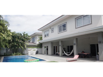 VENTA CASA COSTA DEL ESTE