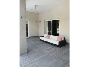 VENTA CASA COSTA DEL ESTE