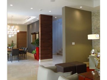 VENTA CASA COSTA DEL ESTE