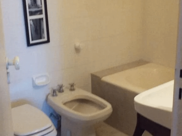 NUEVO PRECIO - Departamento (semipiso) en Venta en Retiro 3 ambientes 67 m2 al contrafrente - Maipú 800