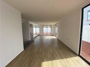 CASA EN VENTA EN SAN JUAN DEL RIO QUERETARO