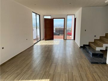 CASA EN VENTA EN SAN JUAN DEL RIO QUERETARO