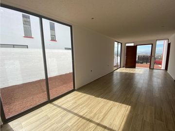 CASA EN VENTA EN SAN JUAN DEL RIO QUERETARO
