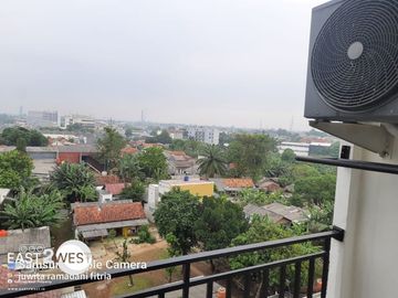 Disewakan Apartemen Skyview BSD City Tangerang Selatan Tipe Studio Fully Furnished Lantai 8 Siap Huni