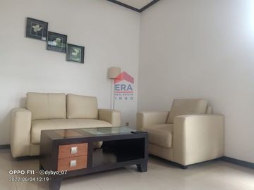 Rumah siap huni di Komplek batununggal Elok