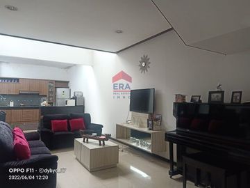 Rumah siap huni di Komplek batununggal Elok