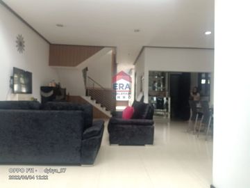Rumah siap huni di Komplek batununggal Elok