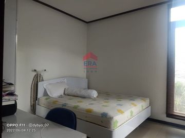 Rumah siap huni di Komplek batununggal Elok