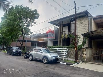 Rumah siap huni di Komplek batununggal Elok