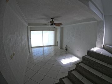 Casa en venta, Tierra Colorada