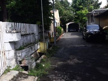 Rumah Hitung Tanah Surabaya Selatan Strategis Dekat Pusat Kota