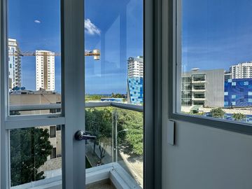 Venta apartamento con permiso turistico, Playa Salguero, Santa Marta