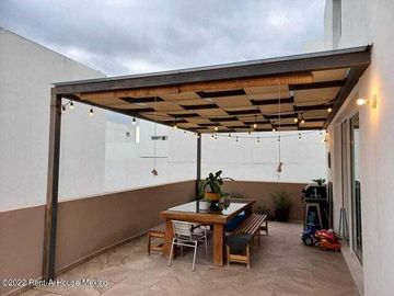 Departamento tipo duplex 2 recamaras y terraza, Punta Esmeralda GPT3304
