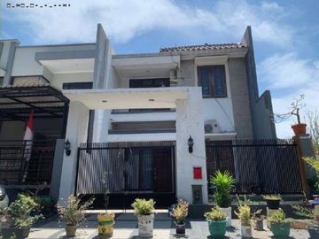 Rumah Pantai Mentari, Strategis, Minimalis