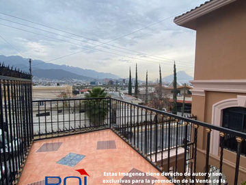 SUPER OPORUNIDAD !!!! BAJA DE PRECIO !!!  Casa Contry Sol Venta